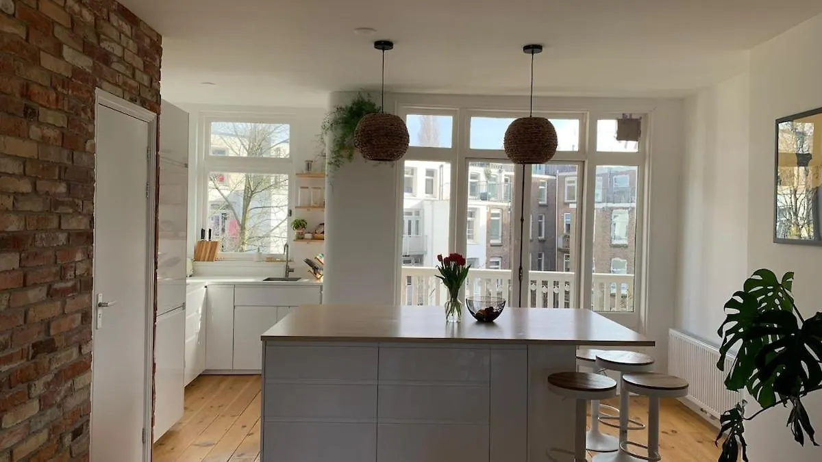 Canal View, Roofterrace Apartment Amsterdam