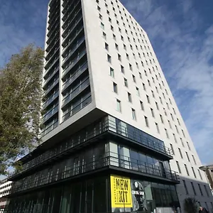 3* Hotell New Kit